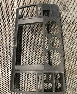 Volkswagen Transporter - Caravelle T5 Radio/GPS head unit trim 7H0857237