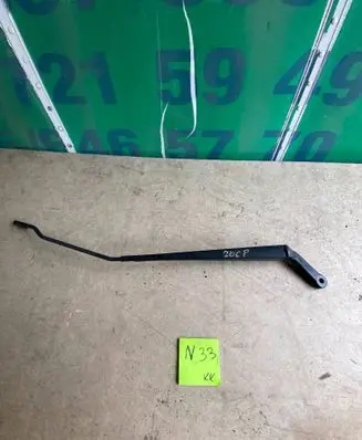 Peugeot 206 Front wiper blade arm