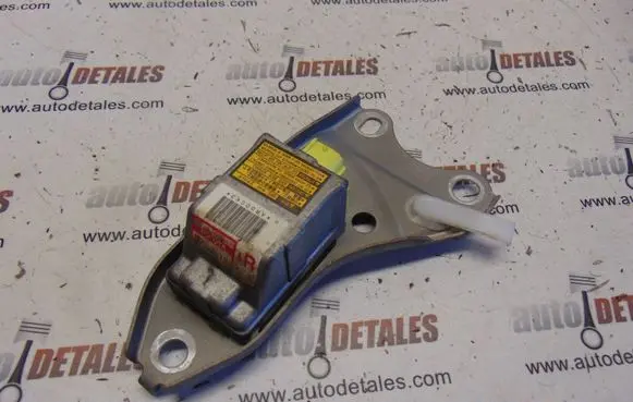 Toyota Avensis Verso Airbag deployment crash/impact sensor 8986044010