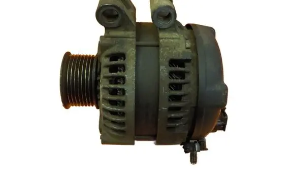 Land Rover Discovery 3 - LR3 Generator/alternator 1042103711 104210