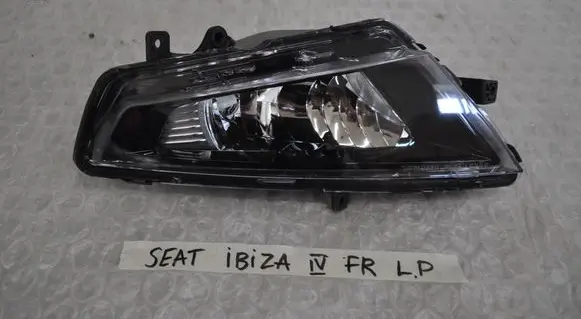 Seat Ibiza IV (6J,6P) Headlight/headlamp 17958801