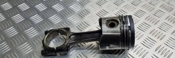 Peugeot 206 Piston with connecting rod