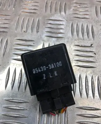 Hyundai Trajet Other relay 954303A100