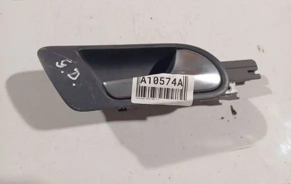 Volkswagen Jetta V Rear door interior handle