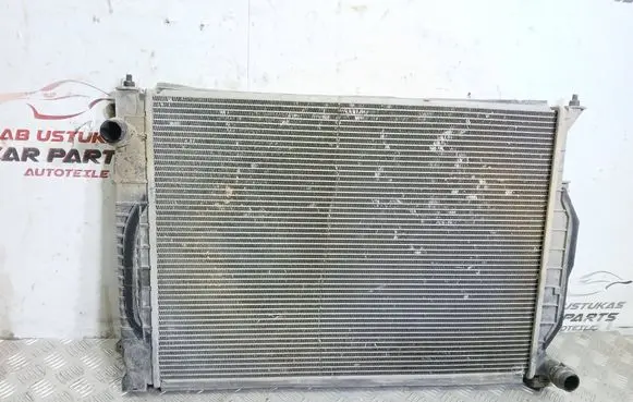 Audi A6 S6 C5 4B Coolant radiator