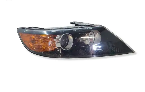 KIA Sorento Headlight/headlamp 921022P110