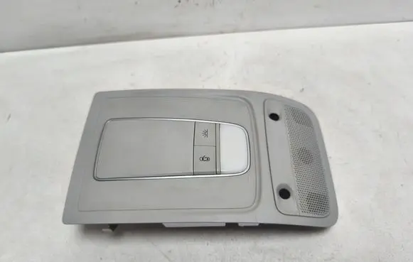 Audi Q3 8U Front seat light 8V0947135A