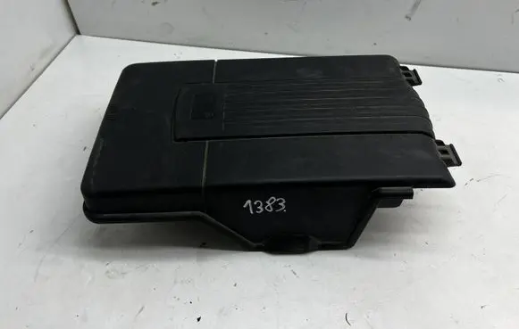 Volkswagen PASSAT B6 Battery box tray 3C0915443A