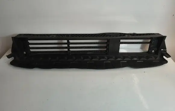 Nissan Qashqai J12 Radiator trim 214216UA0A
