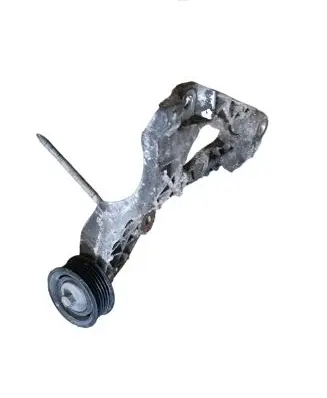 Jeep Grand Cherokee A/C compressor mount bracket VMMT03113310F