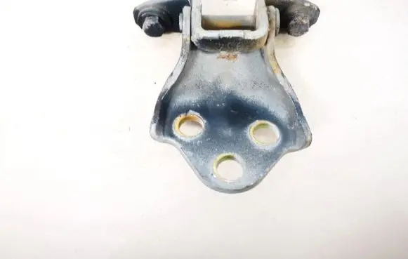 Mitsubishi Carisma Front door upper hinge