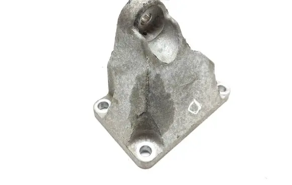 Lexus IS III XE30 Engine mounting bracket
