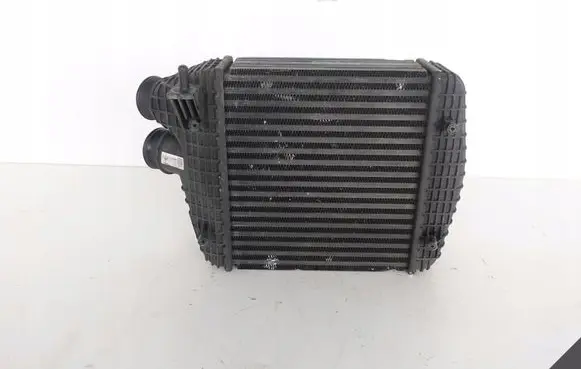 Maserati Ghibli Intercooler radiator 670035635