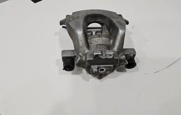 Land Rover Range Rover Velar Front brake caliper A426M