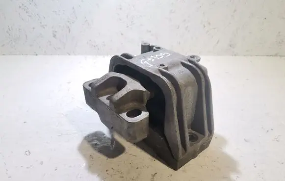 Engine mount bracket