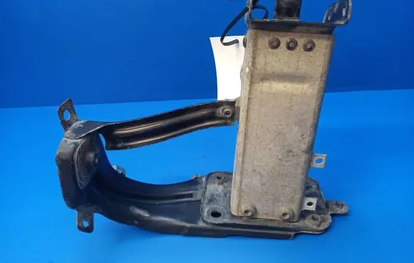 Mercedes-Benz E W211 Front bumper shock/impact absorber 