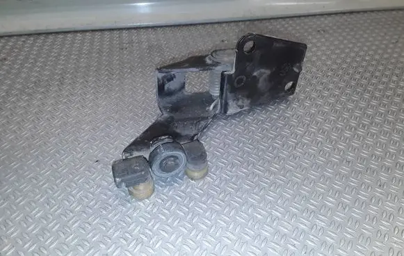Peugeot 807 Sliding door middle roller runner 