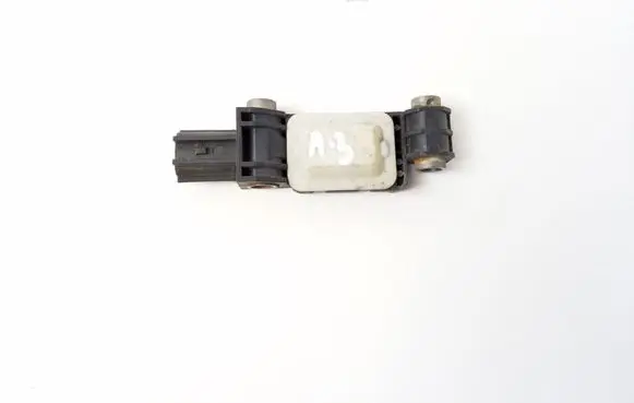 Audi A3 S3 8P Airbag deployment crash/impact sensor 8J0959651