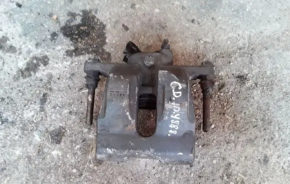 Land Rover Range Rover Sport L320 Rear brake caliper 2896B