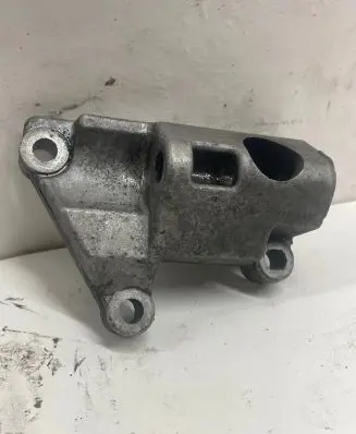 BMW 5 E39 Generator/alternator bracket 2247619
