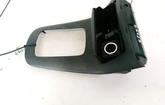 Toyota Avensis T250 Car ashtray 8528