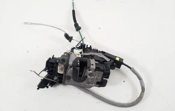 Mercedes-Benz EQC Front door lock A0997206301