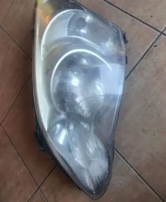 Toyota Corolla Verso AR10 Headlight/headlamp 89900170