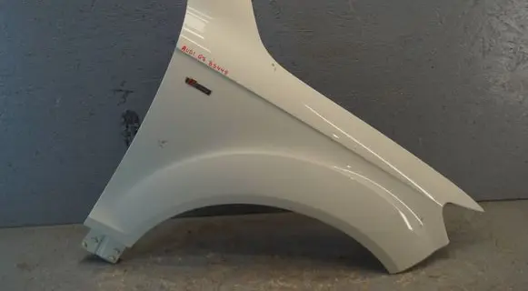 Audi Q7 4L Fender