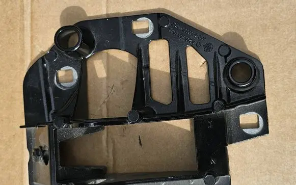 Mercedes-Benz C W205 Tailgate/trunk/boot hinge A2057501628