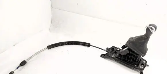 Audi Q2 - Gear shifter/selector 5Q1713025