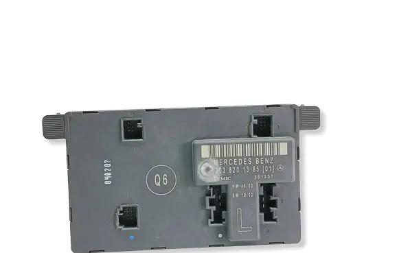 Mercedes-Benz C W203 Door control unit/module 2038201385 351307