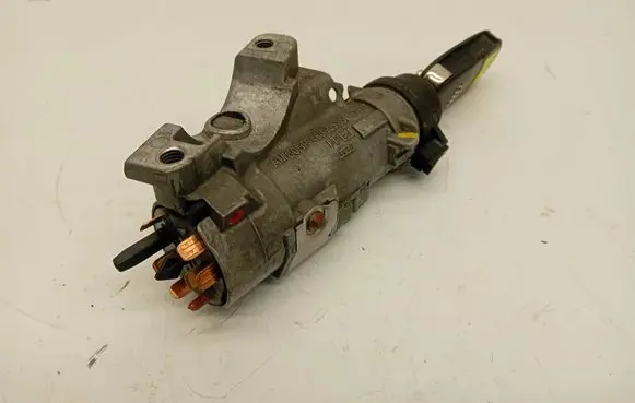 Audi A4 S4 B6 8E 8H Ignition lock 4B0905851G