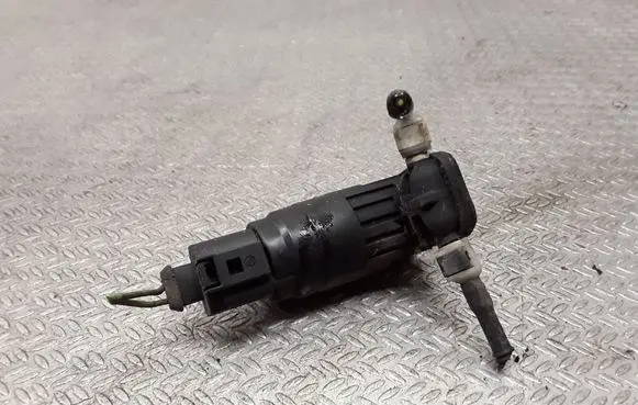 Seat Altea XL Windscreen/windshield washer pump