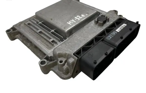 Hyundai i30 Engine control unit/module 391222B220 9030936411KB GFDC160B