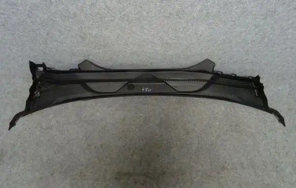 BMW 5 G30 G31 Wiper trim 7388714