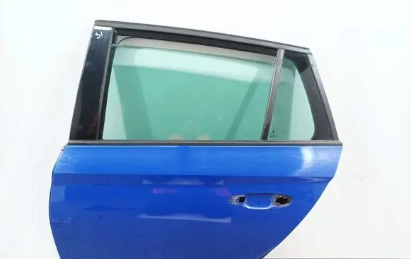 Skoda Scala Front door
