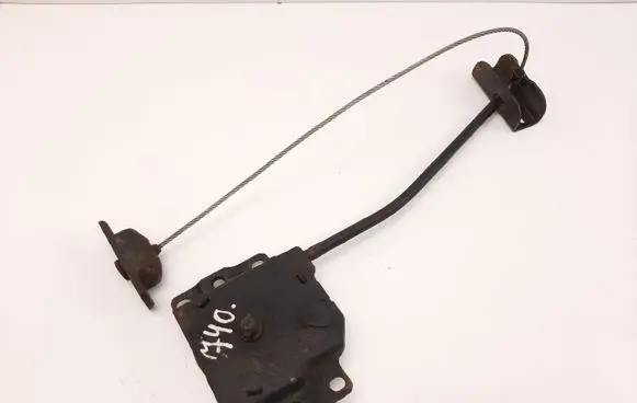 Lexus RX 300 Spare wheel mounting bracket 