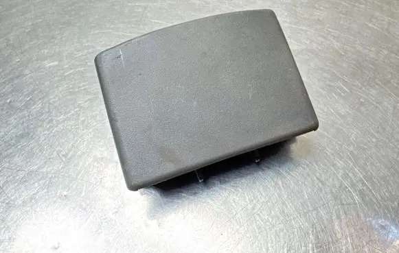 Saab 9-3 Ver1 Ashtray (rear) 90024078 QK000731