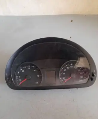 Volkswagen Crafter Speedometer (instrument cluster) 9069001000
