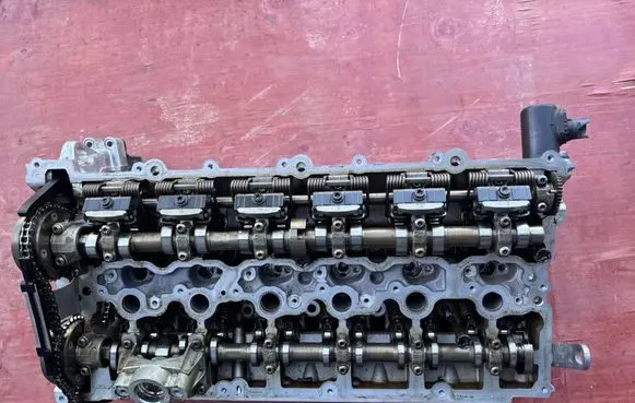 BMW 4 F32 F33 Engine head 8482779 11128482779