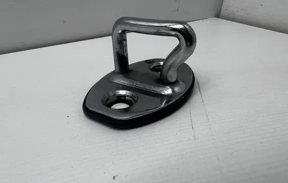 Volkswagen Touran II Front door lock loop/hook striker 5J0837033
