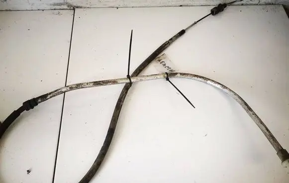 Handbrake/parking brake wiring cable