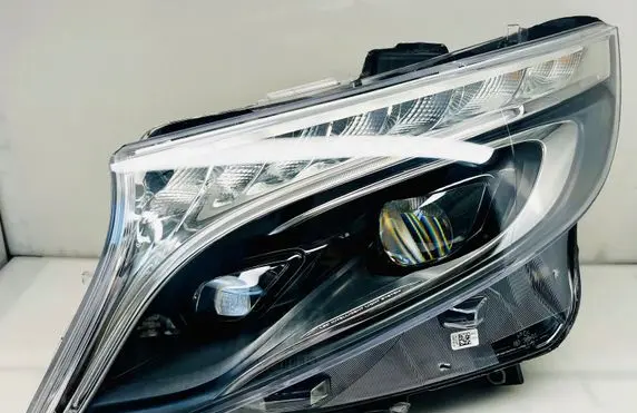 Mercedes-Benz V Class W447 Headlight/headlamp A4479064600 1EX01128441 00045139