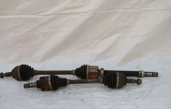 Renault Trafic III (X82) Front driveshaft 