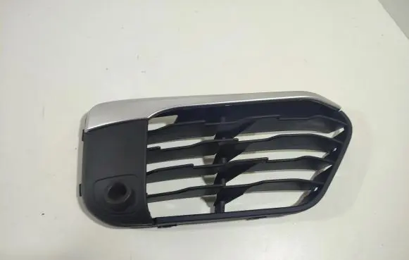 BMW X1 F48 F49 Front bumper lower grill 51117453988 7453988