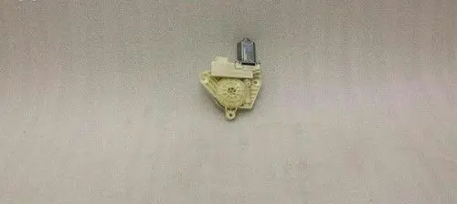 Mercedes-Benz C W205 Front door window regulator motor A2059060113