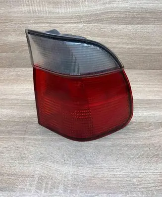 BMW 5 E39 Tailgate rear/tail lights BMWE39SeriesLeft