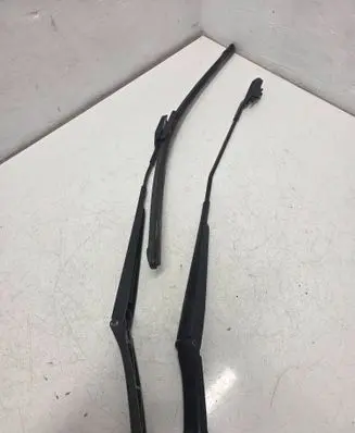 Seat Ibiza IV (6J,6P) Front wiper blade arm 6J1955410