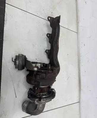 Toyota Avensis T250 Turbo 0A0466