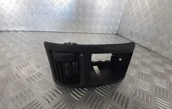 Opel Astra G Dashboard air vent grill cover trim 